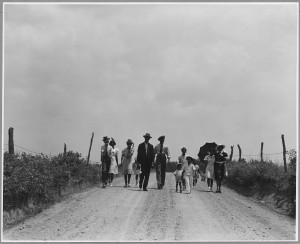 Harmony_CommunityPutnam_County,_Georgia(African-American)peopleinthecommunityNARA_-_521380